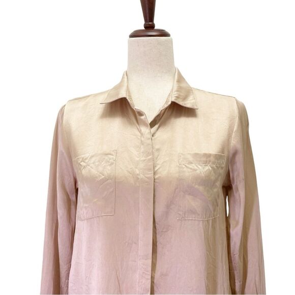 Garnet Hill 100% Silk Blouse Button Front Long Sleeve in Champagne Taupe Size 4 - Picture 5 of 13
